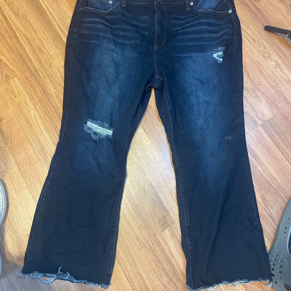 Terra sky distressed jeans